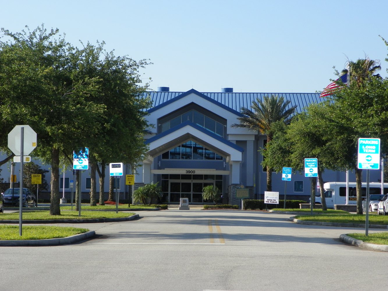 Lakeland Linder International Airport